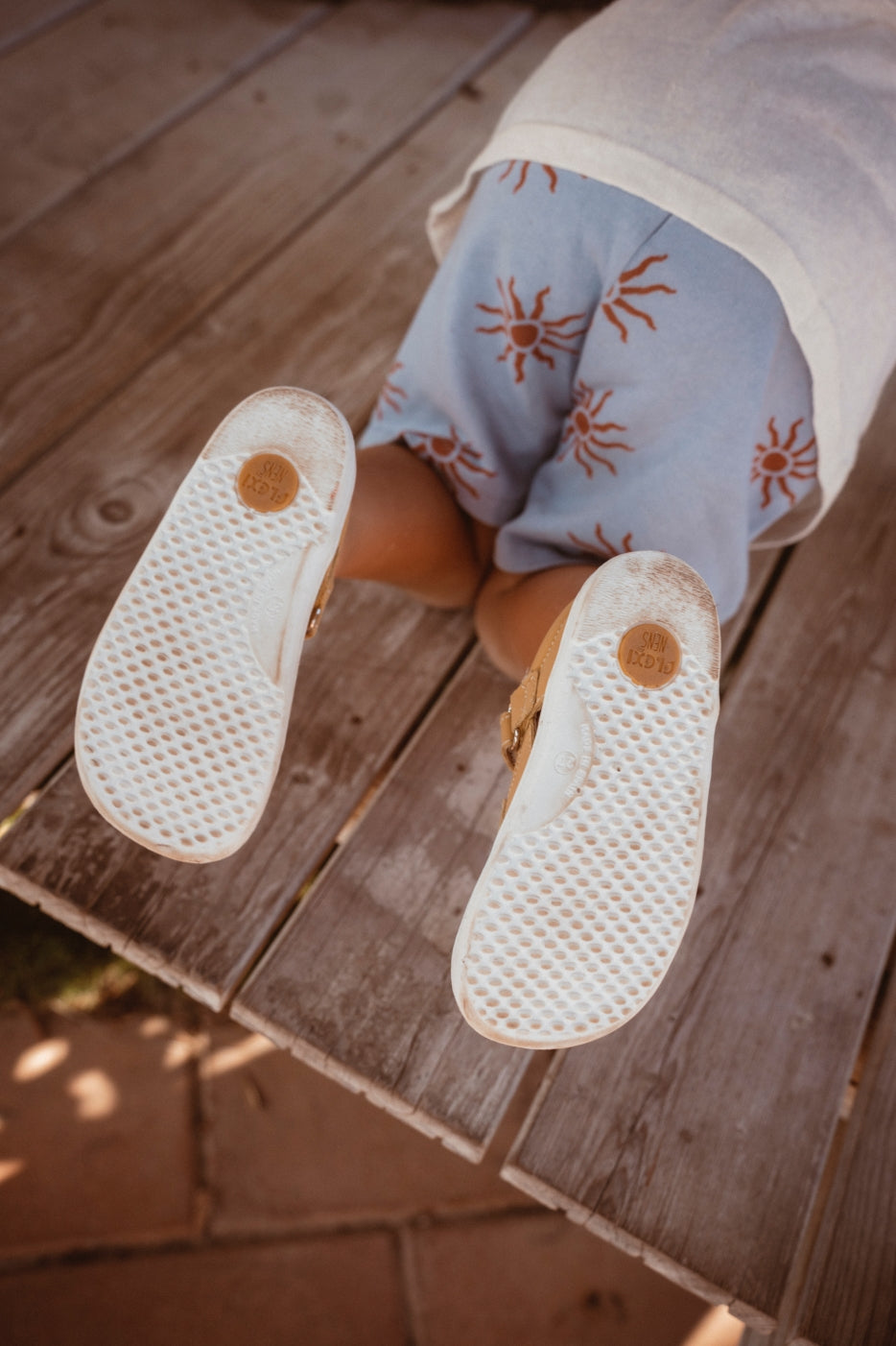 Sandalias Flexi Nens Mostaza (Producto no sujeto a devolución)