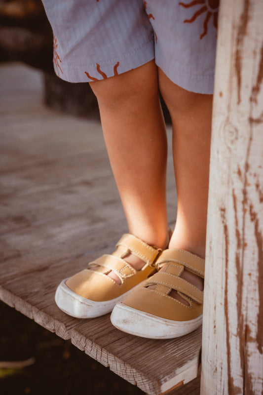 Sandalias Flexi Nens Mostaza (Producto no sujeto a devolución)