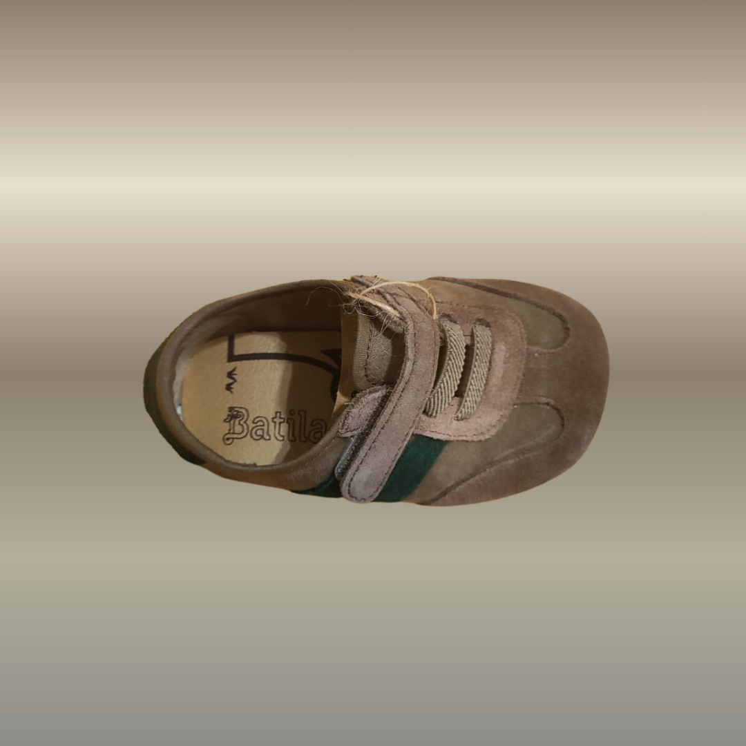 Deportiva Barefoot Velcro Serraje Taupe