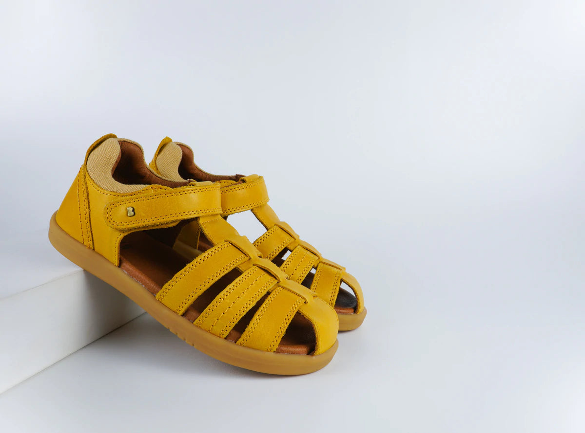 Sandalias Roam Mostaza (Producto no sujeto a devolución)